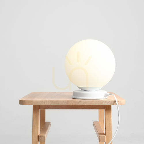 Prüfen Schreibtischlampe Aldex Ball White M Glaskugel 20 cm E27 1076B_M