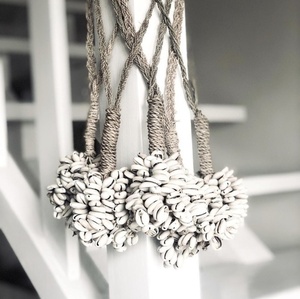 Deko-Quaste aus Kaurimuscheln Door Shell Cowrie Tassel, natur, 60 cm small 4