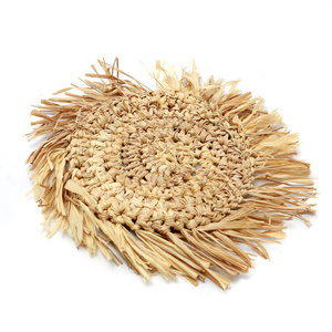 Der Fransen-Raffia-Untersetzer - Natur 3 Der Fransen-Raffia-Untersetzer - Natur small 3