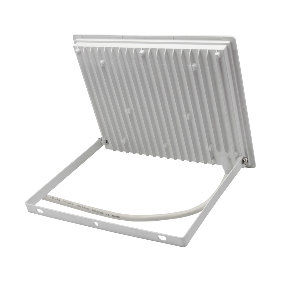 Zeige Noctis Lux 3 Flutlichtstrahler 100 W Cw 230 V Ip65 270x210x27mm Weiß Noctis Lux 3 Flutlichtstrahler 100 W Cw 230 V Ip65 270x210x27mm Weiß