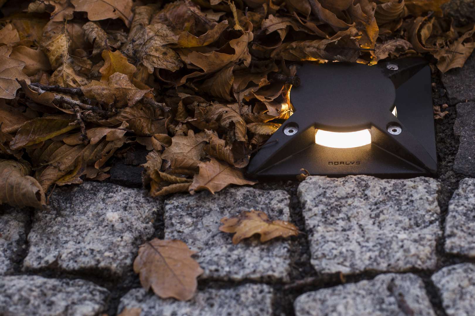 Anzeige Außen-Einbauleuchte NORLYS Rena 1775GR Graphit LED 8,4 W 4000 K Außen-Einbauleuchte NORLYS Rena 1775GR Graphit LED 8,4 W 4000 K