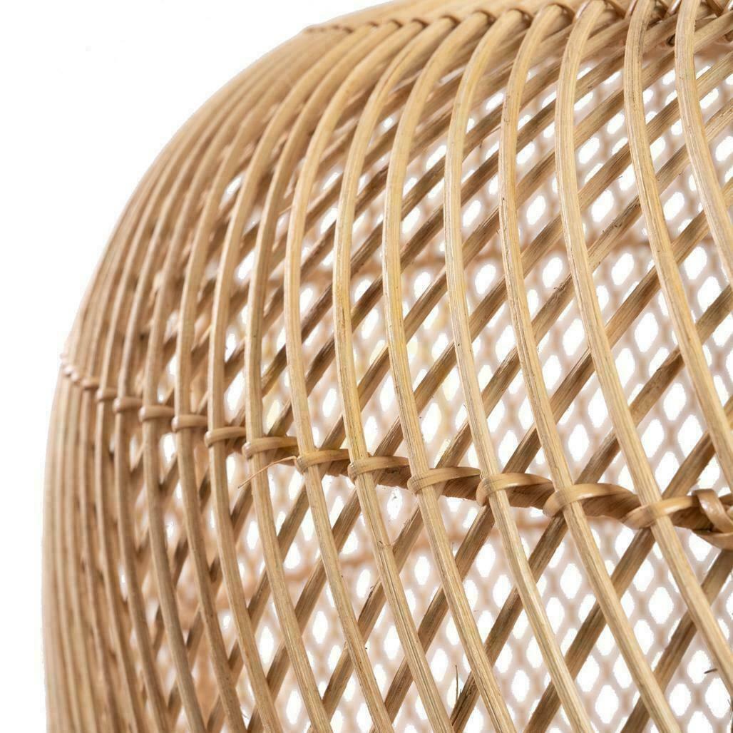 Aussicht Pendelleuchte BAZAR BIZAR Batu Bolong aus Rattan, natur, M Pendelleuchte BAZAR BIZAR Batu Bolong aus Rattan, natur, M