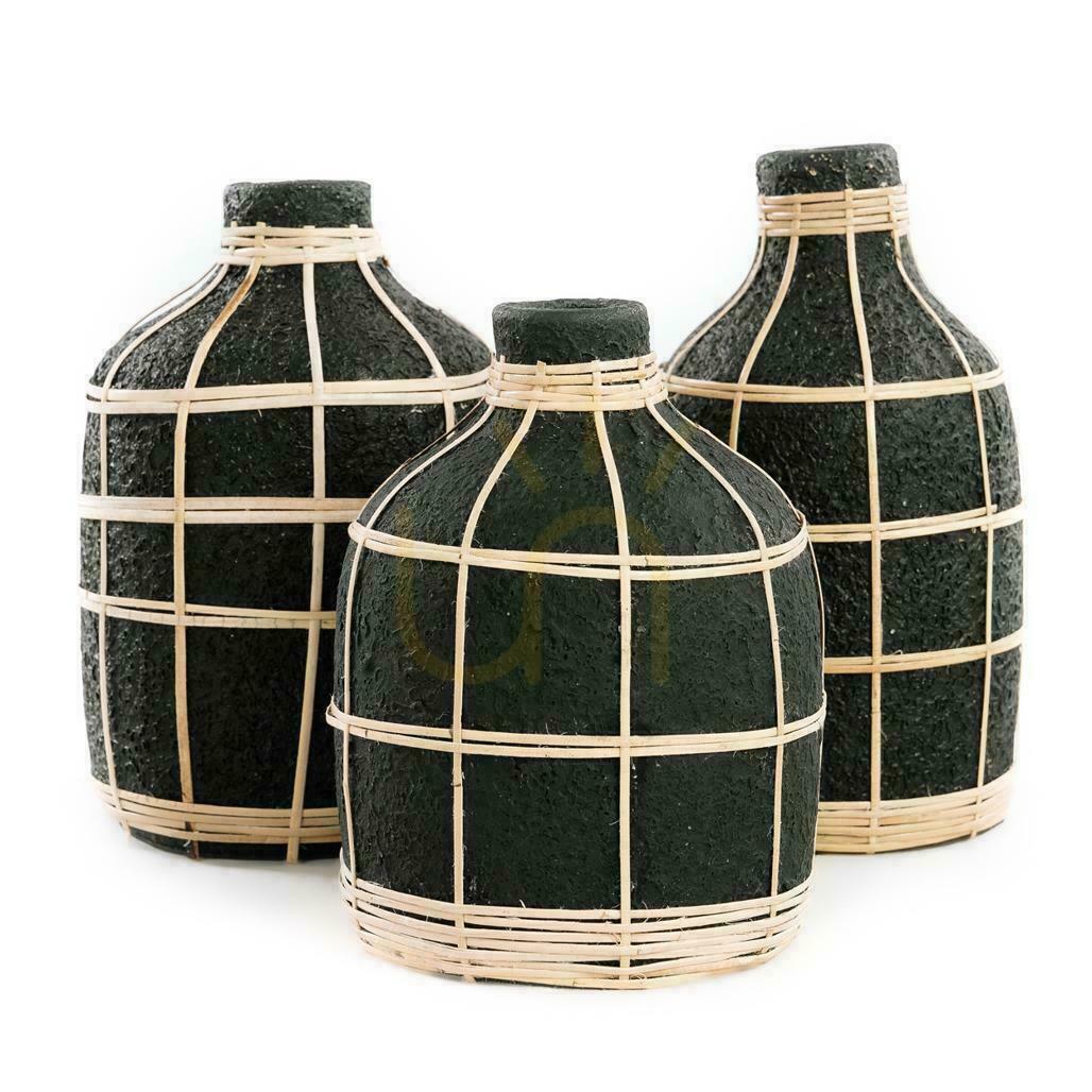 Anzeige Vase BAZAR BIZAR Terracotta Collection Schwarz Natur M Terrakotta Rattan Vase BAZAR BIZAR Terracotta Collection Schwarz Natur M Terrakotta Rattan