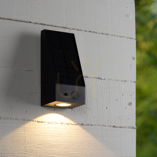 Prüfen Lucide IRWIN Solar-Außenwandleuchte schwarz LED 2 W 3000 K IP54 mit Sensoren 15816/02/30