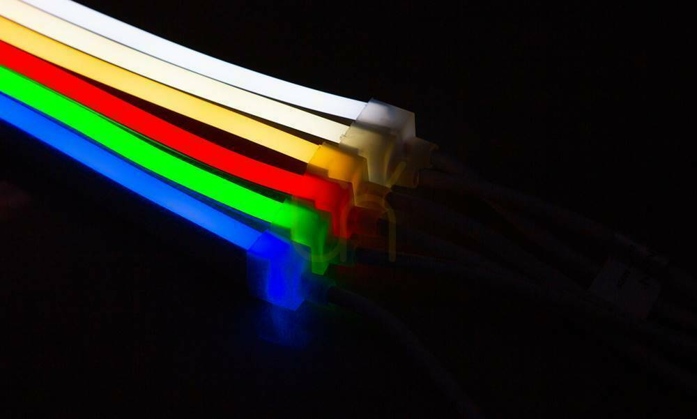 Aussicht Neon Flex HS 14W / 6500K / tageslichtweiß / wasserdicht IP67 / 1 m / Bergman Neon Flex HS 14W / 6500K / tageslichtweiß / wasserdicht IP67 / 1 m / Bergman