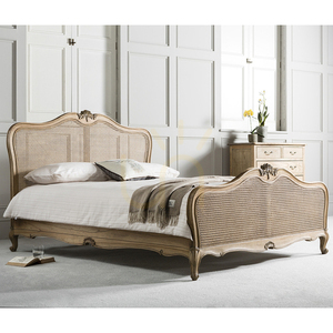 Gallery Direct Chic Cane Bett 180 × 200 cm aus Mindy-Esche, Weathered small 1