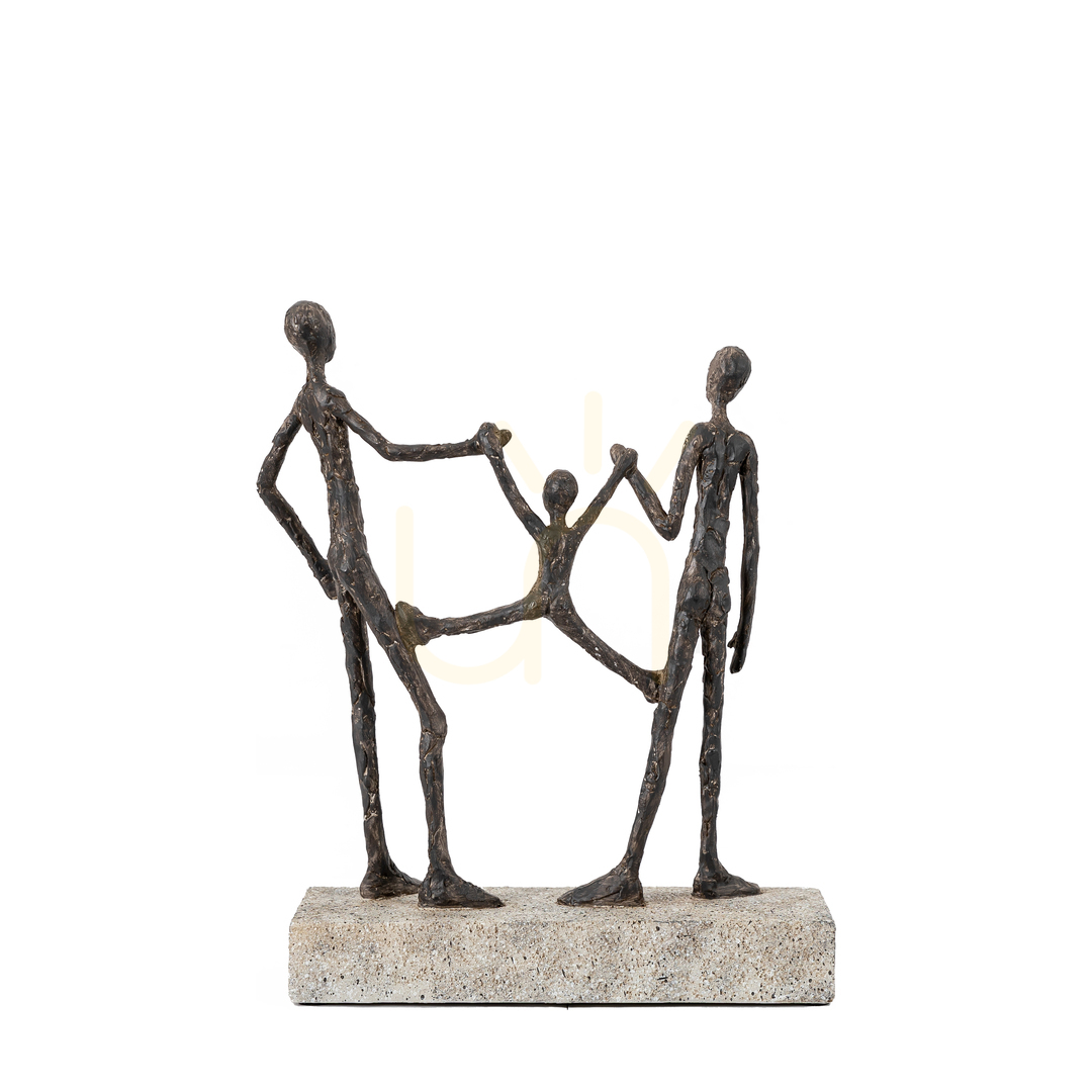 Anzeige Familienskulptur Gallery Direct Bronze/Grau Polyresin 30 cm auf Steinsockel Familienskulptur Gallery Direct Bronze/Grau Polyresin 30 cm auf Steinsockel