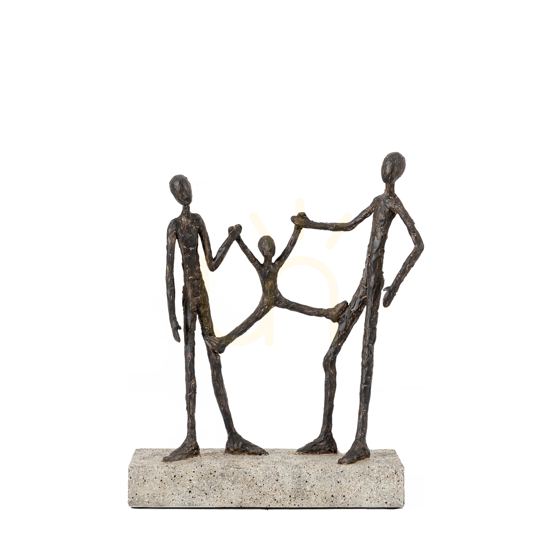 Prüfen Familienskulptur Gallery Direct Bronze/Grau Polyresin 30 cm auf Steinsockel Familienskulptur Gallery Direct Bronze/Grau Polyresin 30 cm auf Steinsockel