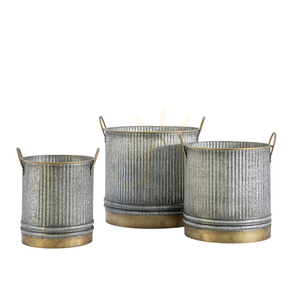 Pflanzgefäße 3er-Set Gallery Direct Sylvie aus Eisen grau/gold 51 cm small 0