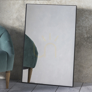 Gallery Direct Hurston Spiegel, schwarz, Metallrahmen, 60 × 90 cm small 1