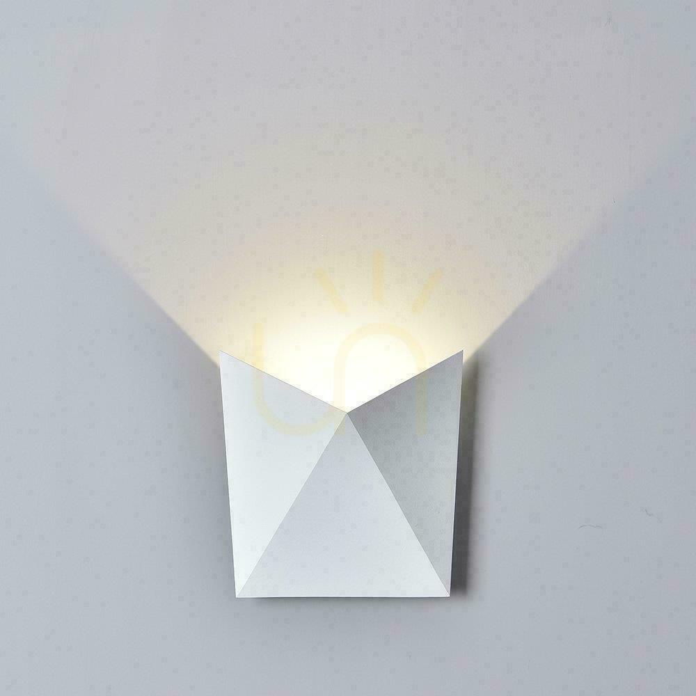 Vorschau Wandleuchte V-TAC 5W LED Weiß IP65 VT-825 4000K 550lm. Wandleuchte V-TAC 5W LED Weiß IP65 VT-825 4000K 550lm.