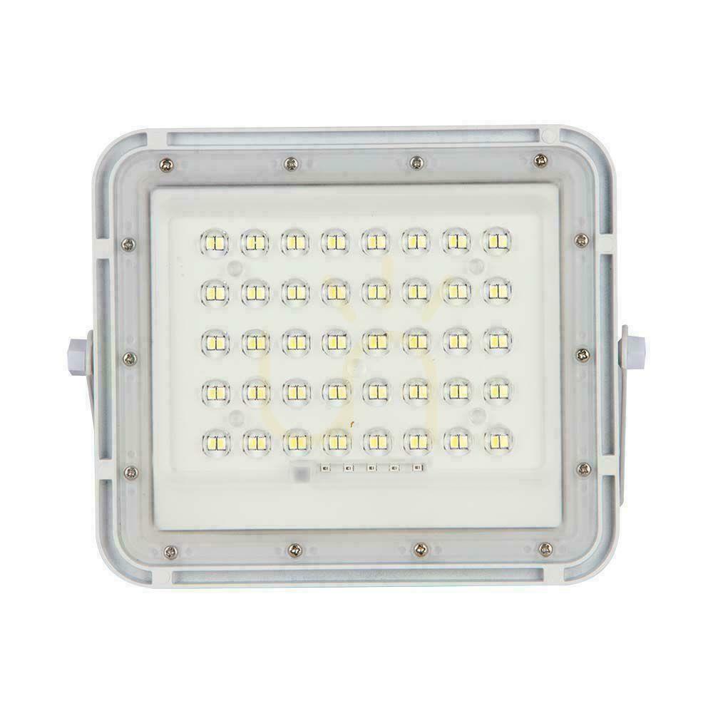 Vorschau V-TAC 6W Solar LED Projektor Pilot, AUTO, Timer, IP65 Weiß VT-40W-W 6400K 400lm V-TAC 6W Solar LED Projektor Pilot, AUTO, Timer, IP65 Weiß VT-40W-W 6400K 400lm