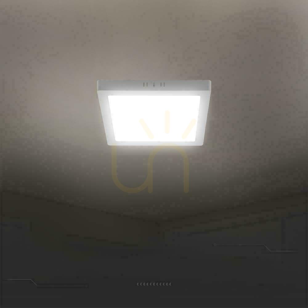 Zeige V-TAC LED-Anbauleuchte Premium Downlight 18W Quadratisch 220x220 VT-61018 6500K 1980lm. V-TAC LED-Anbauleuchte Premium Downlight 18W Quadratisch 220x220 VT-61018 6500K 1980lm.