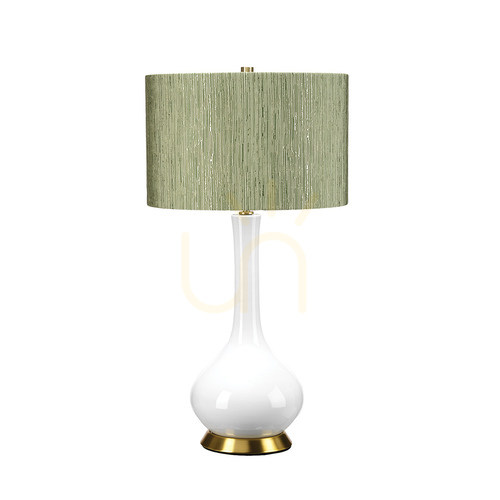 Prüfen Milo Tischleuchte - 1 Lichtquelle - Weiß / Aged brass Elstead
