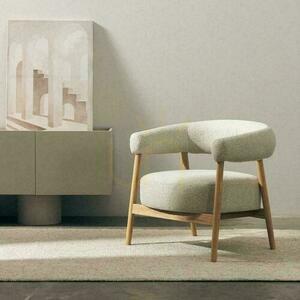 MUE Polstersessel Hellbeige mit Eichenholzbeinen small 1