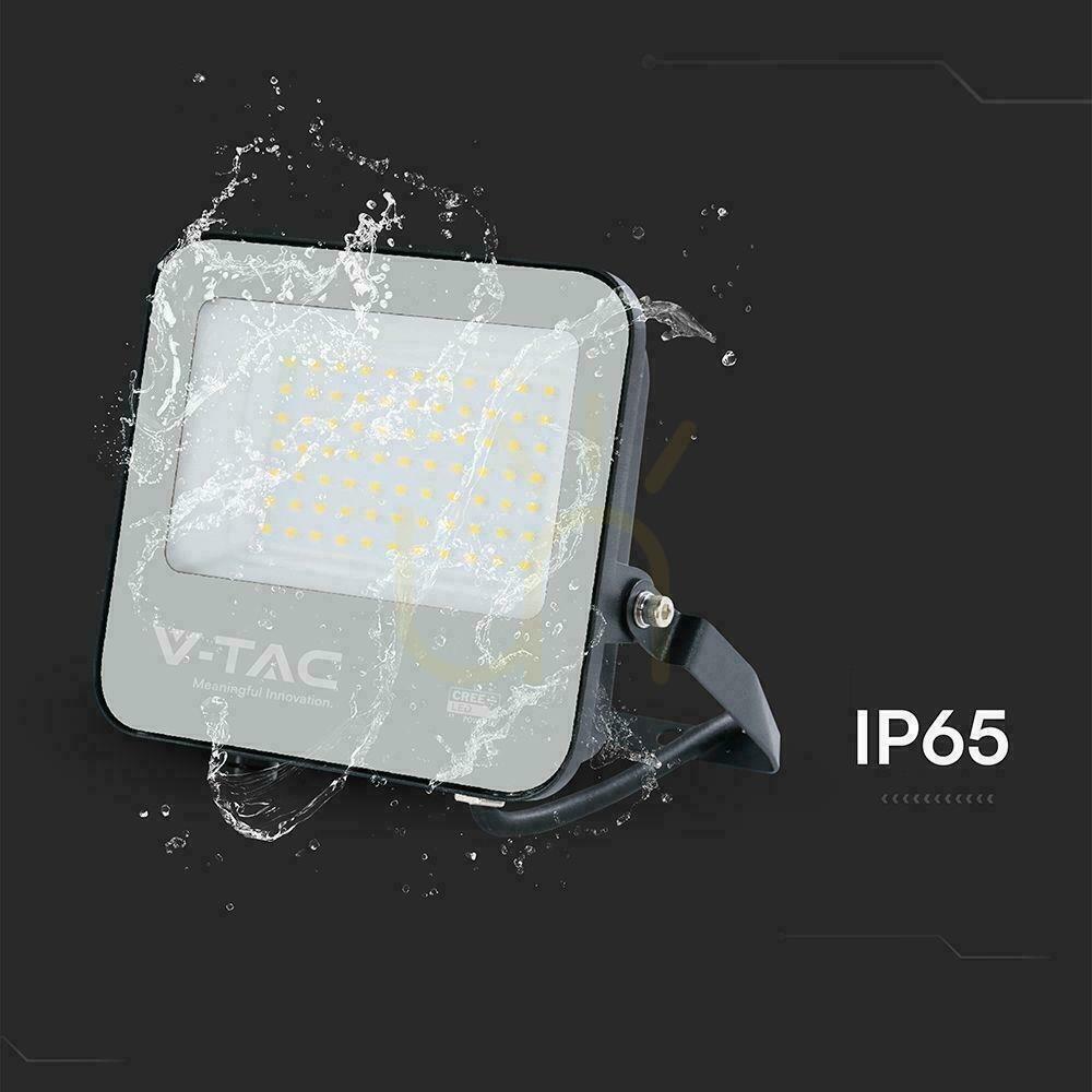 Anzeige V-TAC CREE CHIP 50W LED Projektor 135lm/W schwarzes Gehäuse IP65 VT-4455 4000K 6750lm 6 Jahre Garantie V-TAC CREE CHIP 50W LED Projektor 135lm/W schwarzes Gehäuse IP65 VT-4455 4000K 6750lm 6 Jahre Garantie