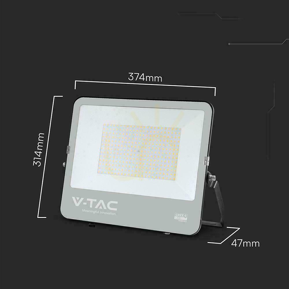 Zeige LED-Projektor V-TAC CREE CHIP 200W 135lm/W schwarzes Gehäuse Kabel 1m IP65 VT-44201 4000K 27000lm 6 Jahre Garantie LED-Projektor V-TAC CREE CHIP 200W 135lm/W schwarzes Gehäuse Kabel 1m IP65 VT-44201 4000K 27000lm 6 Jahre Garantie
