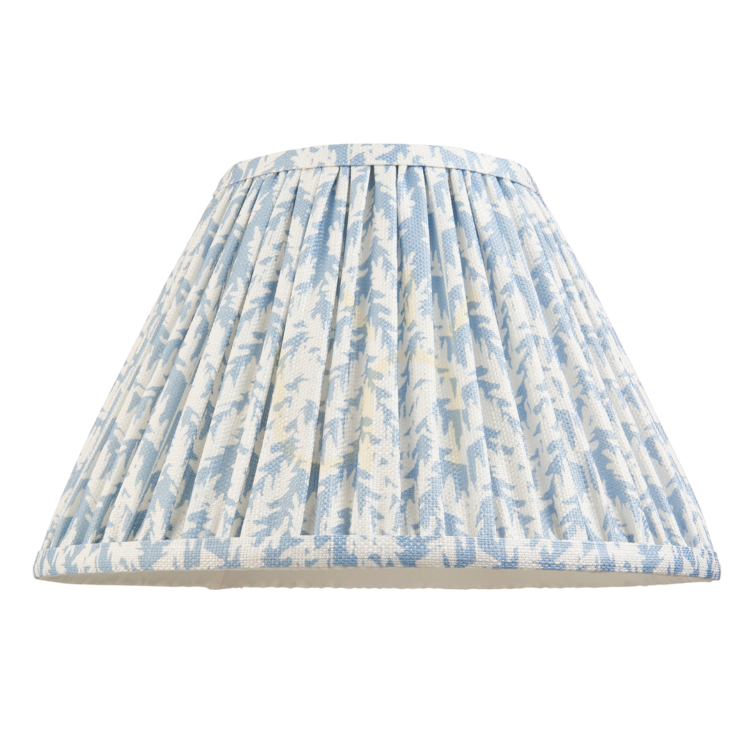 Zeige Endon Leaf Lampenschirm Shell Bay Blue aus Stoff, 30 cm, E27 Endon Leaf Lampenschirm Shell Bay Blue aus Stoff, 30 cm, E27