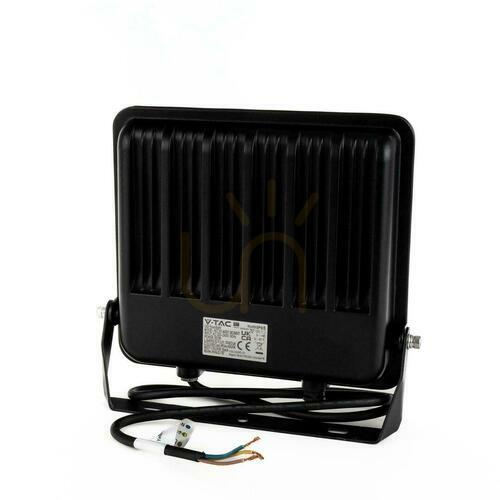 Prüfen LED-Projektor V-TAC CREE CHIP 150W 135lm/W Kabel 1m IP65 VT-44153 3000K 17220lm 5 Jahre Garantie