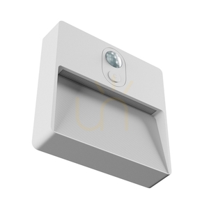 Lumina Pop RGBw+Dim PIR Treppenbeleuchtung 500mah Usb C Weiß 78x80x22 2 Pack. small 5