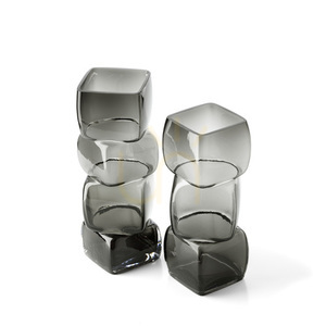 Vase The Cubes Dunkelgrau M Glass Collection small 5