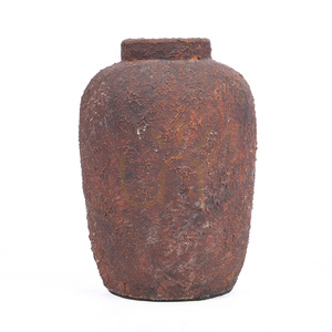 Vase aus Ton Burgund S Terracotta Collection 8 Vase aus Ton Burgund S Terracotta Collection small 8