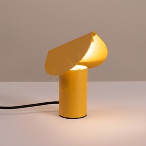 BISCUIT gelbe LED Schreibtischlampe 3000K small 2