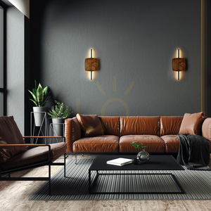 Selva M LED-Wandleuchte aus Walnussholz small 4