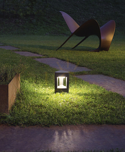 GES493 Graphite Gea Luce IP54 Lichtmast small 1