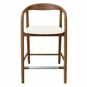 UDVIKA STOOL 2.0 – ein Holzhocker mit abgerundeten Formen, Nussbaum/Creme, Nova Nook 1 UDVIKA STOOL 2.0 – ein Holzhocker mit abgerundeten Formen, Nussbaum/Creme, Nova Nook small 1