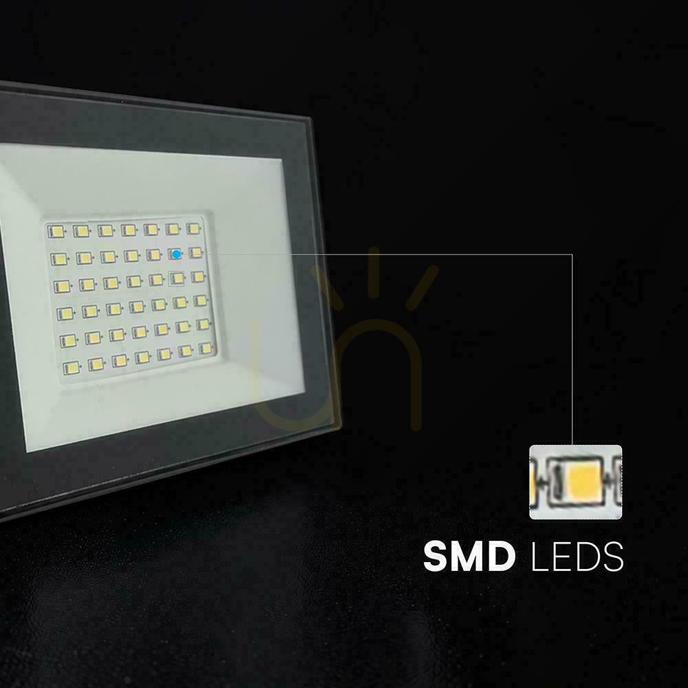Prüfen V-TAC 30-W-LED-SMD-Flutlichtstrahler, schwarz, VT-44037, 4000 K, 2340 lm V-TAC 30-W-LED-SMD-Flutlichtstrahler, schwarz, VT-44037, 4000 K, 2340 lm