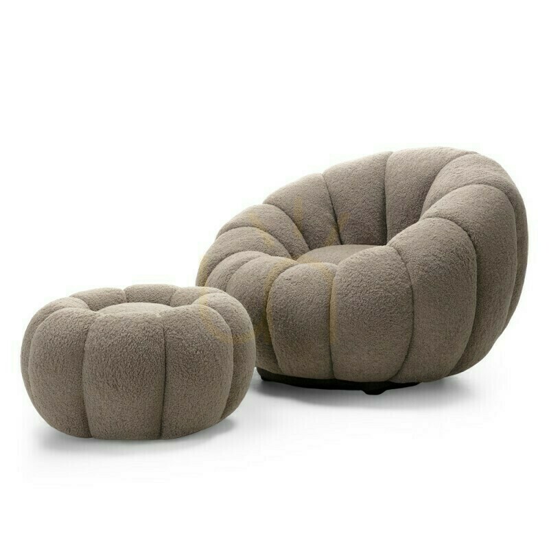 Prüfen Ottomane „PERLE“, Farbe Cappuccino, Bouclé-Stoff, abgerundete Formen von Nova Nook Ottomane „PERLE“, Farbe Cappuccino, Bouclé-Stoff, abgerundete Formen von Nova Nook
