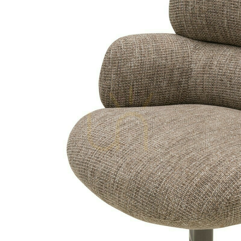 Vorschau MOKE-Sessel, braun mit cremefarbenen/hellbraunen Beinen von Nova Nook MOKE-Sessel, braun mit cremefarbenen/hellbraunen Beinen von Nova Nook