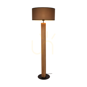 Brinova RIFLET Stehlampe, geölte Eiche/Schwarz, braun-schwarz-goldener Schirm, 1×E27, Ø50 cm small 1