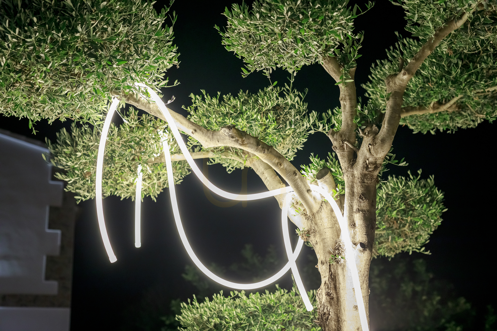 Anzeige NEO 3117 Weiße 1xLED-Gartenleuchte NEO 3117 Weiße 1xLED-Gartenleuchte